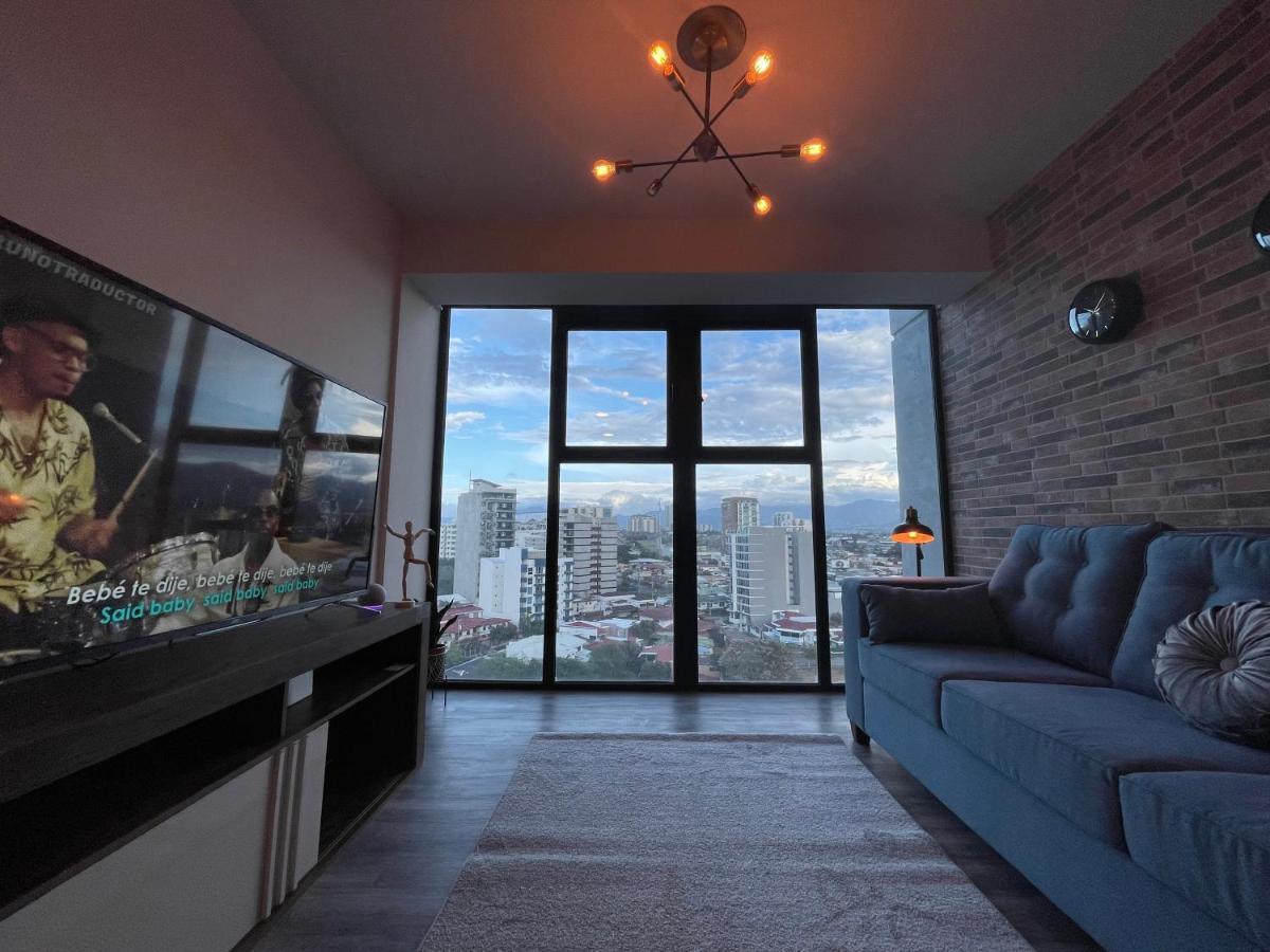 Cosmopolitan Apt 1407, 5 Star Facilities, 15M Sjo Airport, Parking, Pool, Gym ซานโฮเซ ภายนอก รูปภาพ