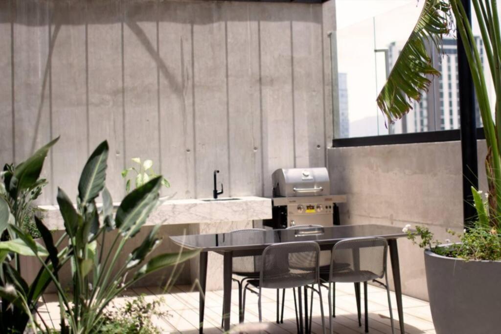 Cosmopolitan Apt 1407, 5 Star Facilities, 15M Sjo Airport, Parking, Pool, Gym ซานโฮเซ ภายนอก รูปภาพ